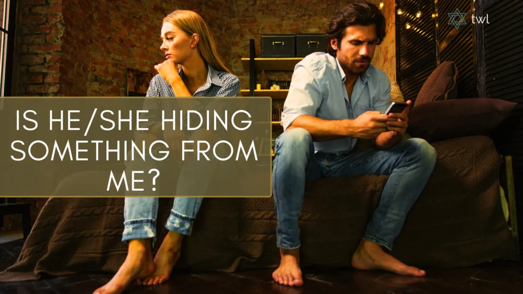 Is He/She Hiding Something From Me? | Relationship Tarot 38 Is he/she hiding something from me?